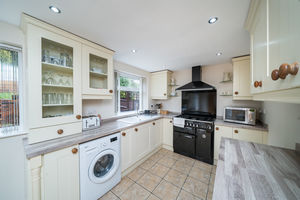 DINING KITCHEN- click for photo gallery